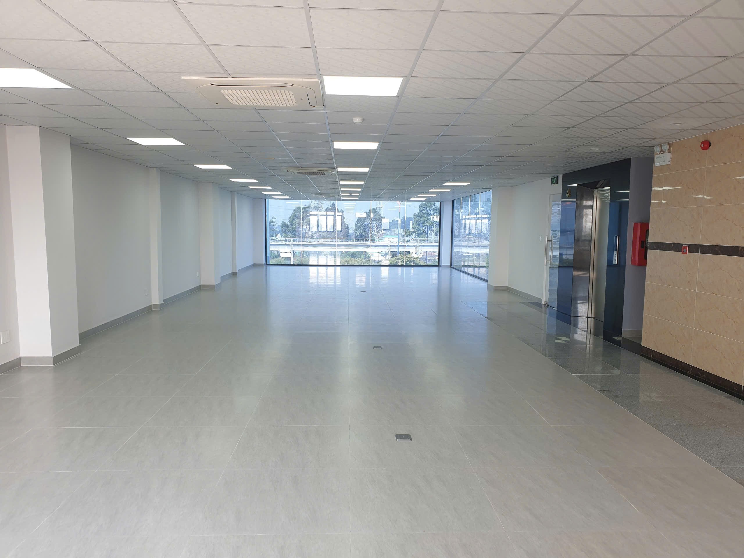 Cho thuê Văn phòng Phường Phước Long A, Quận 9, Diện tích 220m², Giá 48.400 Triệu/tháng
