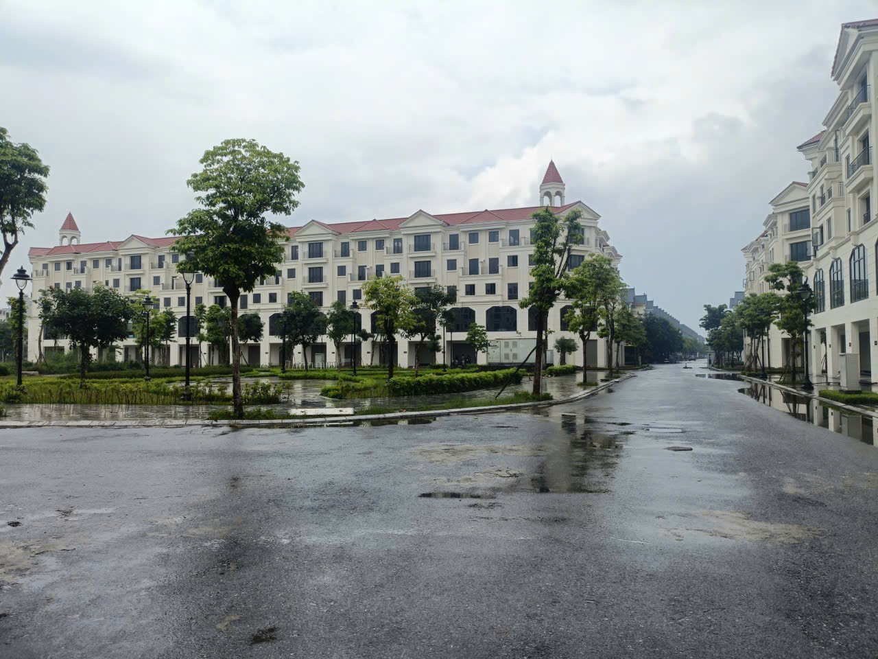 LK HINODE ROYAL PARK 100m2-5T, vỉa hè rộng, KD đỉnh, view đẹp, 18,5tỷ 2