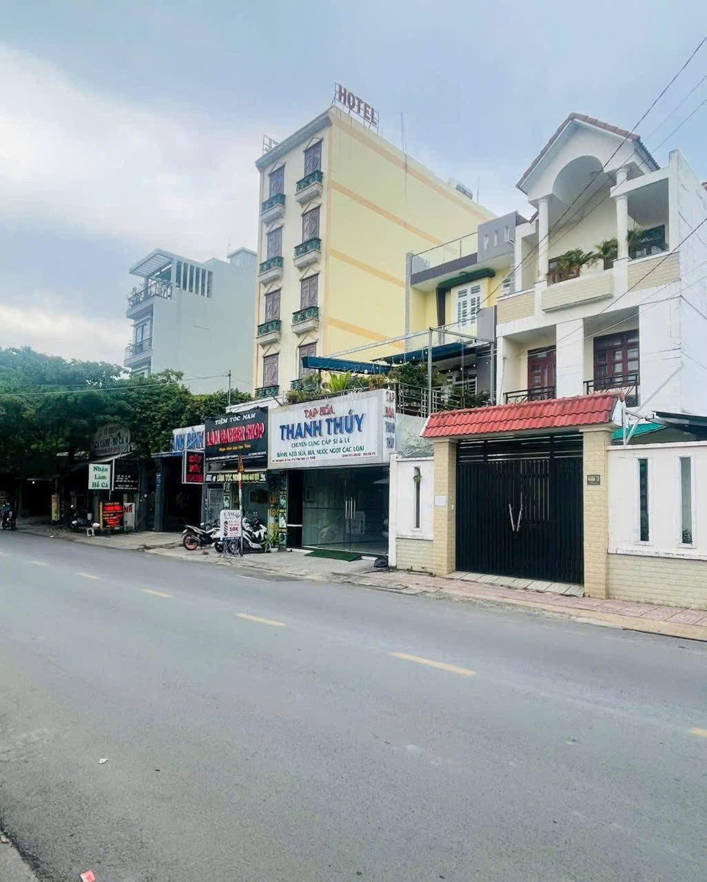 NHÀ (5.6X25) MẶT TIỀN NGUYỄN THỊ KIỂU – Q12  SHOWROOM – SPA – NHA KHOA – CAFE