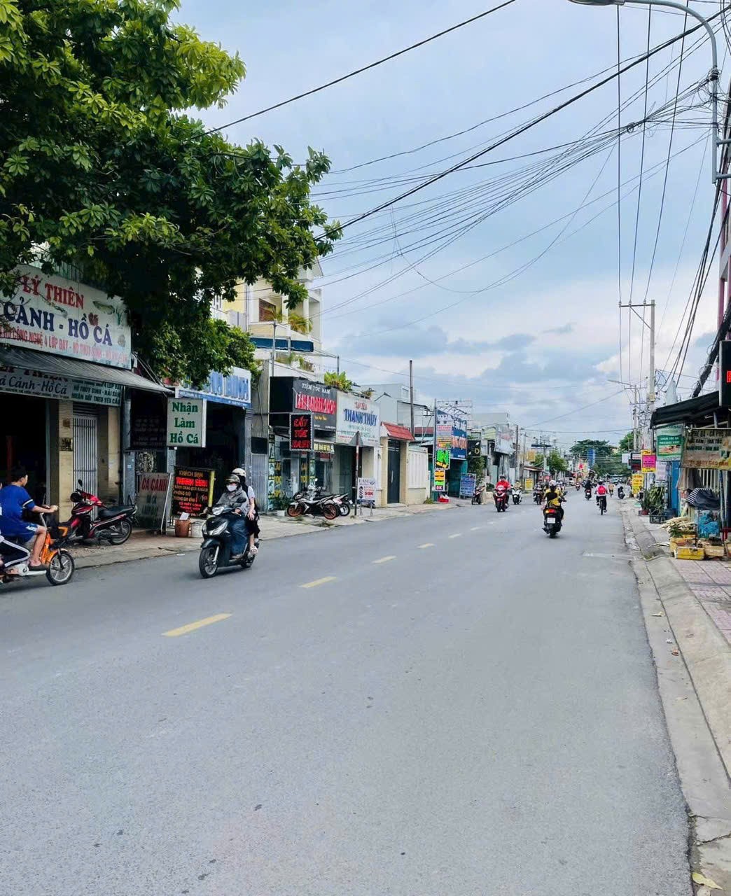 NHÀ (5.6X25) MẶT TIỀN NGUYỄN THỊ KIỂU – Q12  SHOWROOM – SPA – NHA KHOA – CAFE 2
