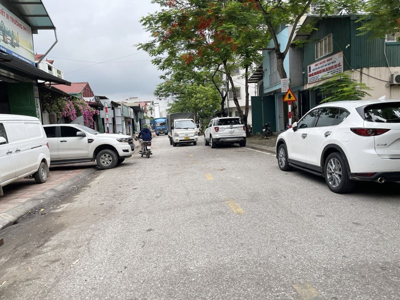 Bán 78,8m2 đất mặt đường 17m, phố Hoa Động, Phường Long Biên - Phù hợp làm văn phòng/nhà xưởng 4