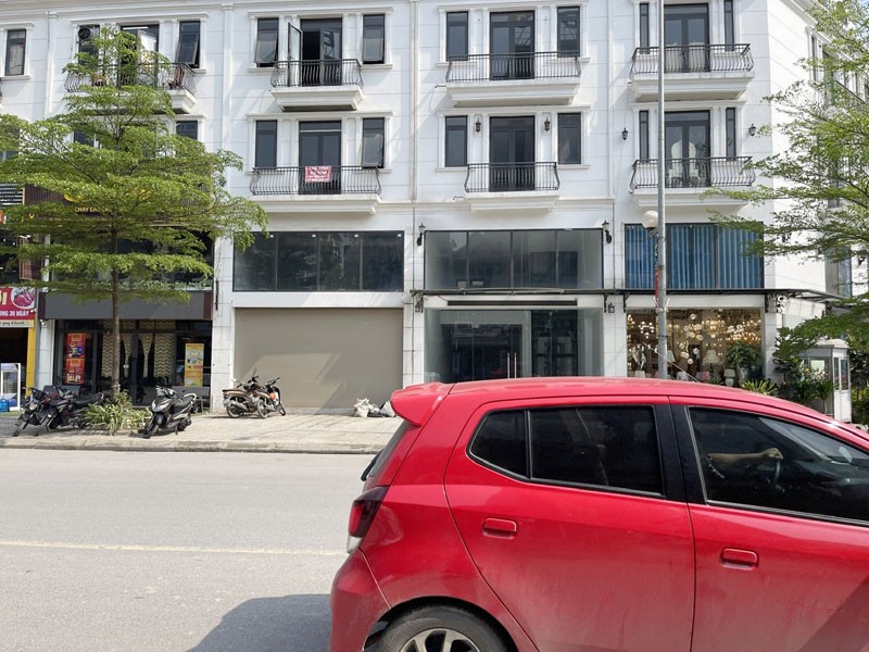 Bán Shophouse Sông Hồng: 90m2 mặt phố Thành Trung. Vị trí đẹp, đang cho thuê 25tr/tháng 2