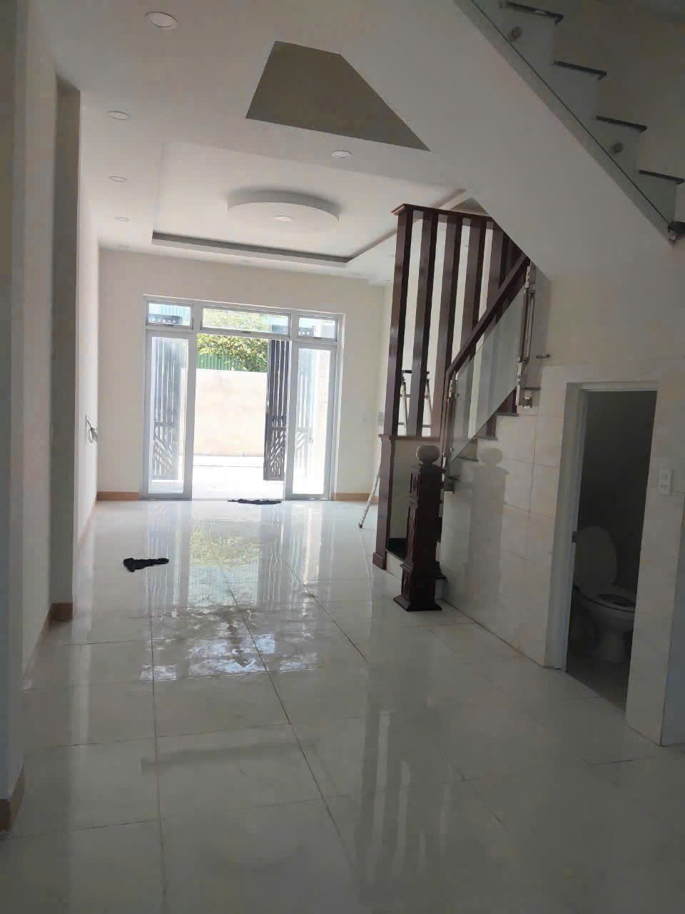 Nhà hxh đường Bưng Ông thoàn phú hữu DT 57m, 3 tầng, giá tốt 3