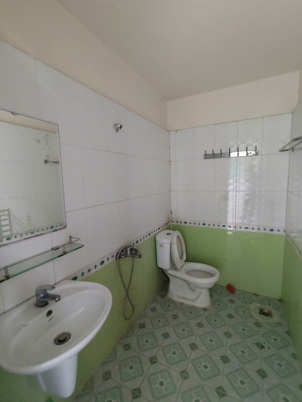 BÁN GẤP NHÀ MẶT TIỀN TRUNG MỸ TÂY – Q12  1 TRỆT 3 LẦU  CHỈ 7.5 TỶ 5