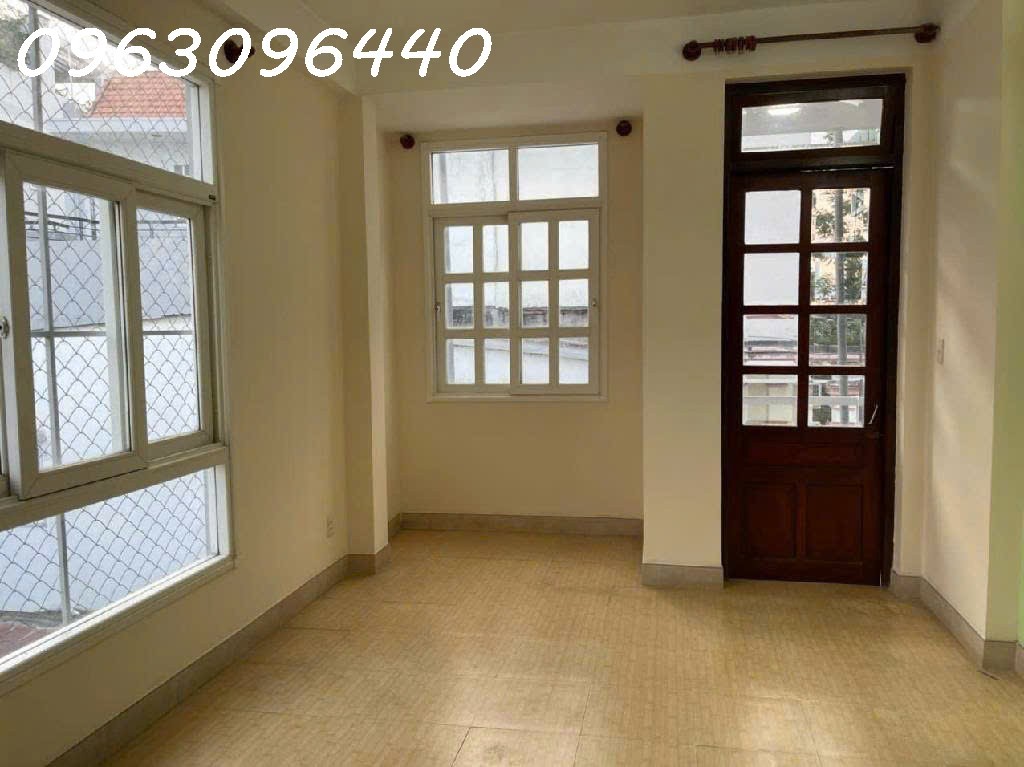 Nhà Mặt Phố Trần Xuân Soạn Q7, 4 Tầng, 52m2, Giá Chỉ 7.4 Tỷ, Sổ Đỏ Trao Tay! 2