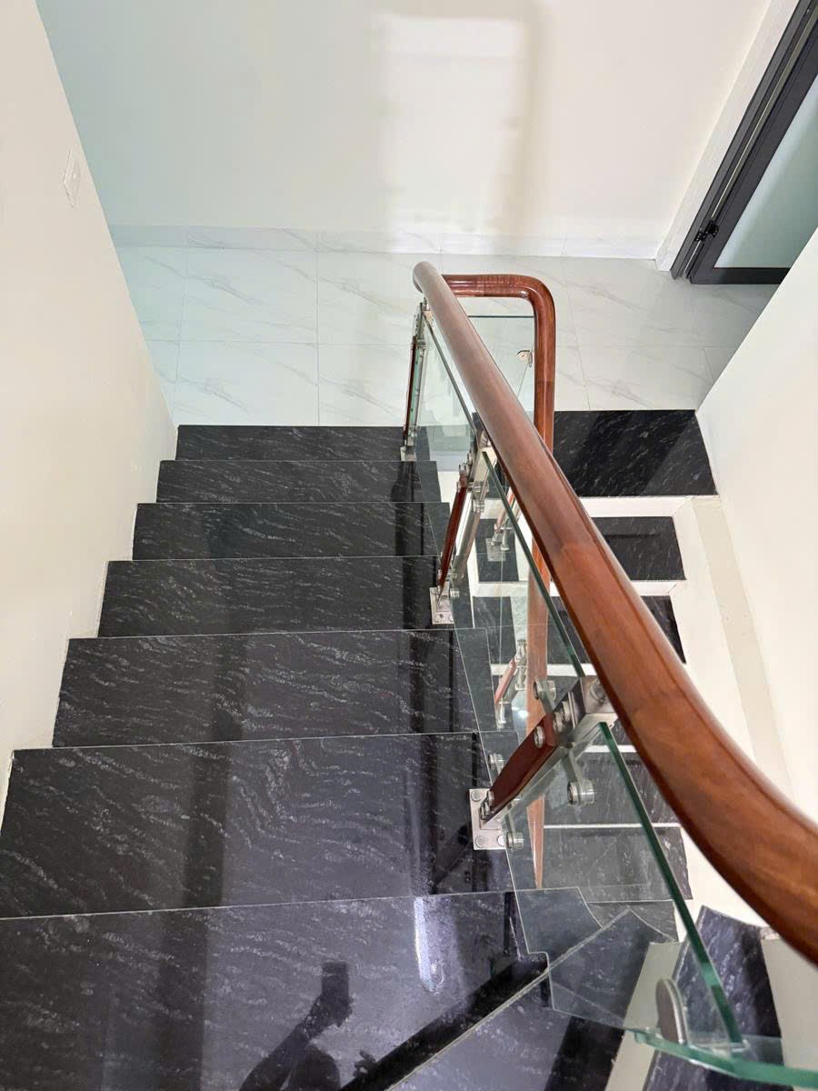 Bán nhà phố Tô Vĩnh Diện - 60m x 4 tầng khu phân lô gần phố giá 15.7 tỷ 5