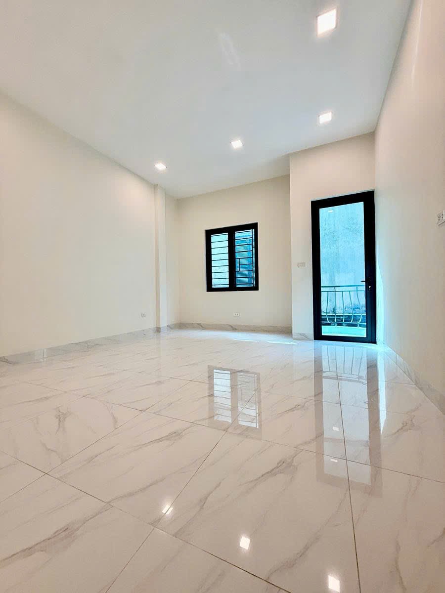Bán nhà phố Tô Vĩnh Diện - 60m x 4 tầng khu phân lô gần phố giá 15.7 tỷ 2