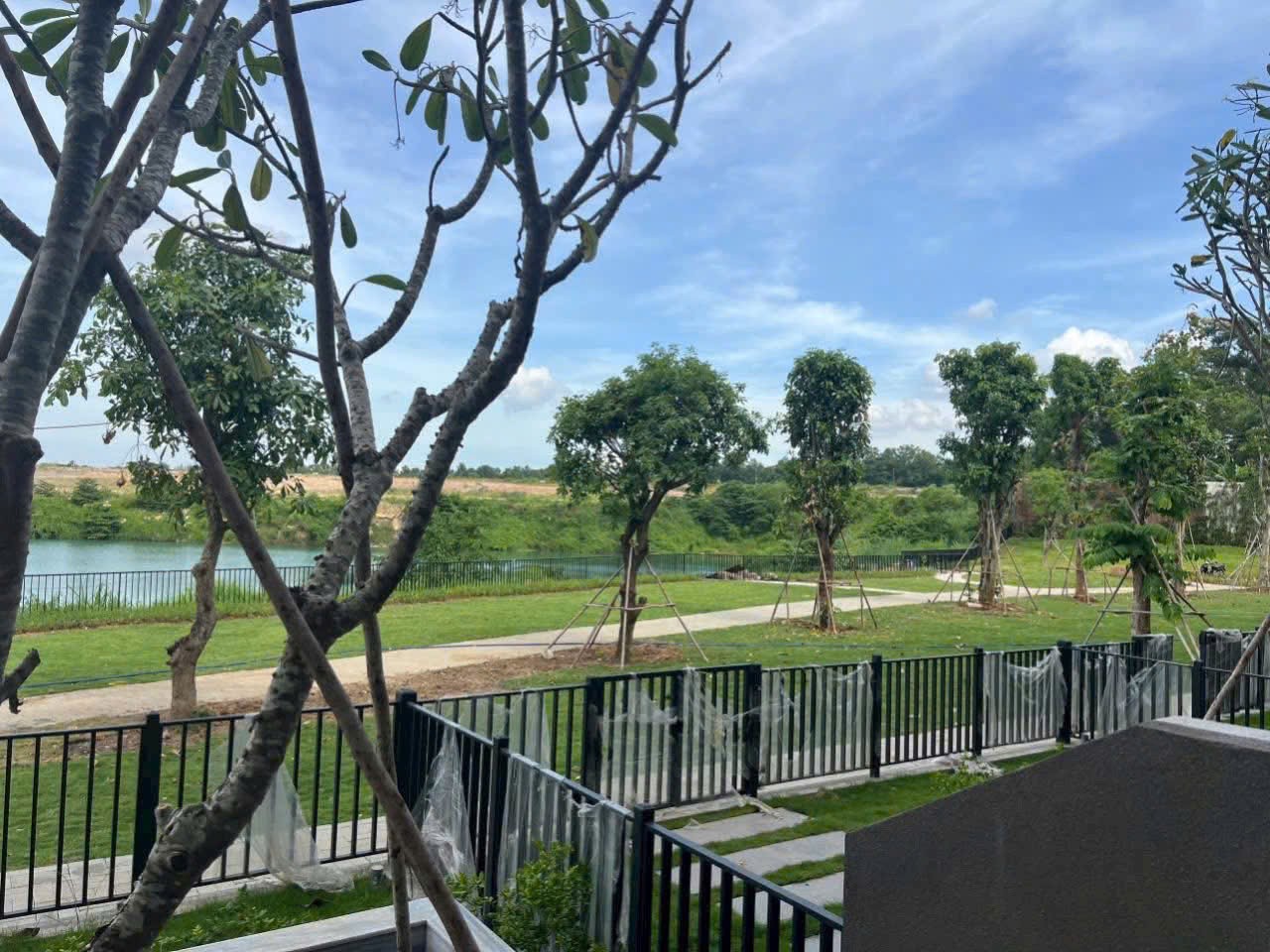Cho thuê Biệt thự Phường Long Bình, Quận 9, Diện tích 145m², Giá 65 Triệu/tháng