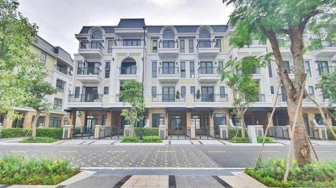 Cần bán Nhà mặt tiền Phường Phú Hữu, Quận 9, Diện tích 97m², Giá 16.8 Tỷ