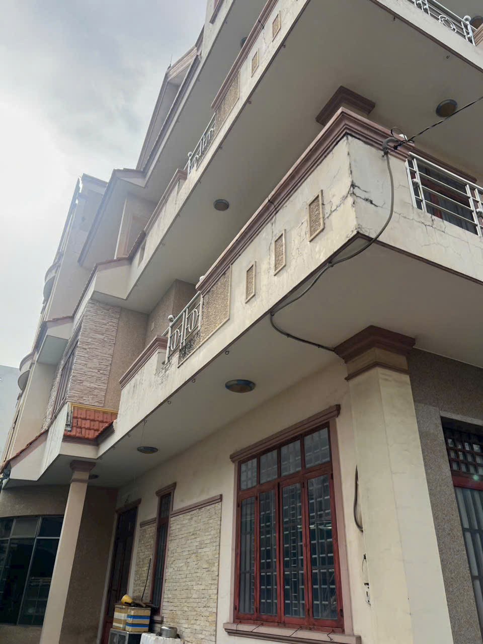 BÁN BIỆT THỰ SÂN VƯỜN ĐẲNG CẤP – HẺM XE HƠI NGUYỄN ẢNH THỦ – GIÁ SỐC CHỈ 25 TỶ