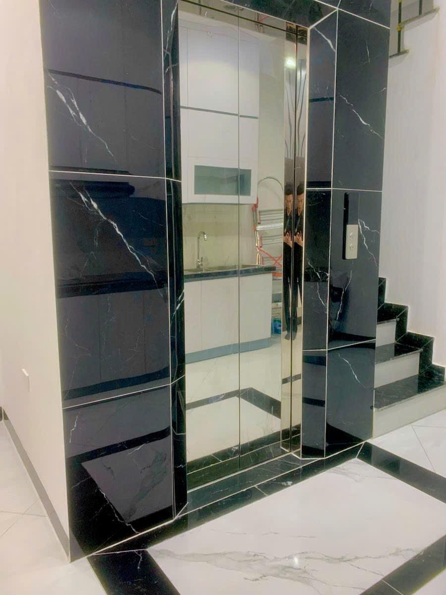 Siêu phẩm Khương Đình , thang máy , lô góc, sổ đỏ nở hậu, 36m giá 9,5 tỷ 2