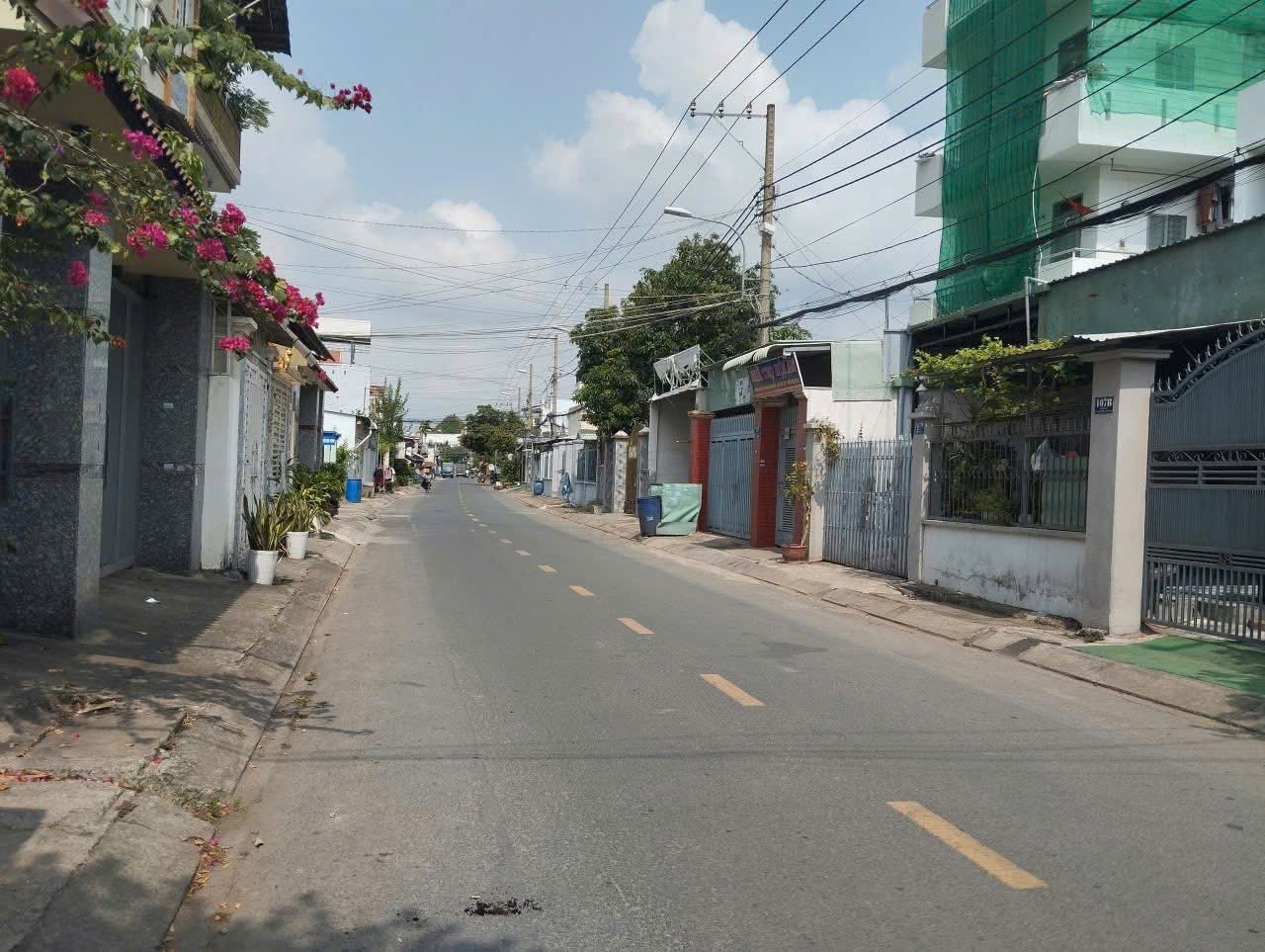 Cần bán Đất Phường Long Trường, Quận 9, Diện tích 233m², Giá 010 Tỷ 5