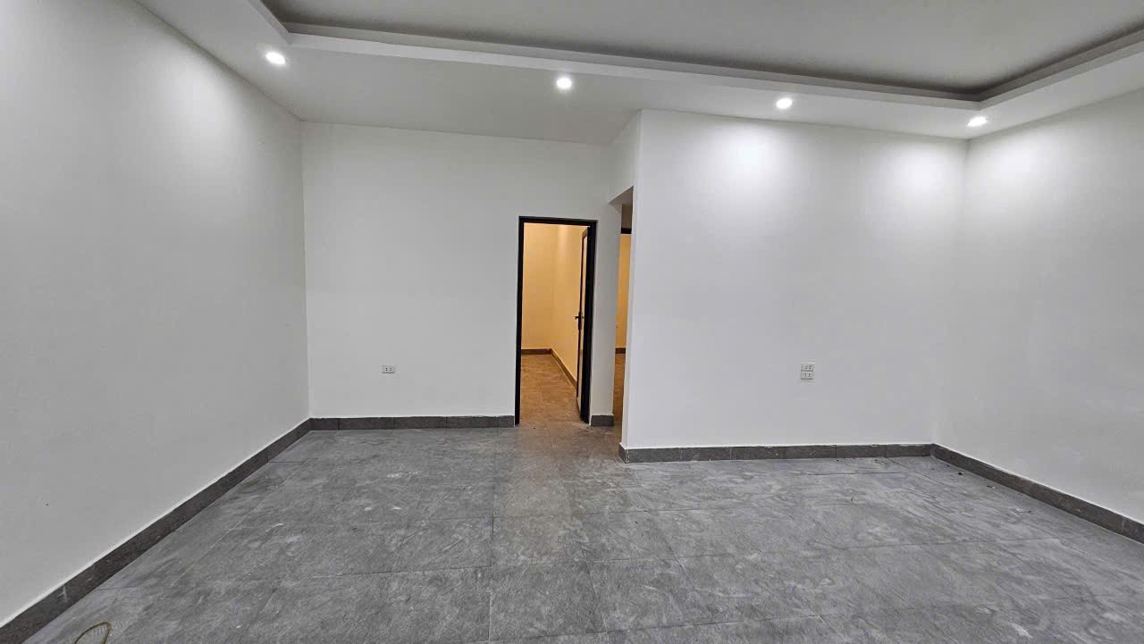 Nhà Đẹp Chi Đông, Mê Linh - Ô Tô Đỗ Sân - Đầy Đủ Nội Thất - Giá Tốt