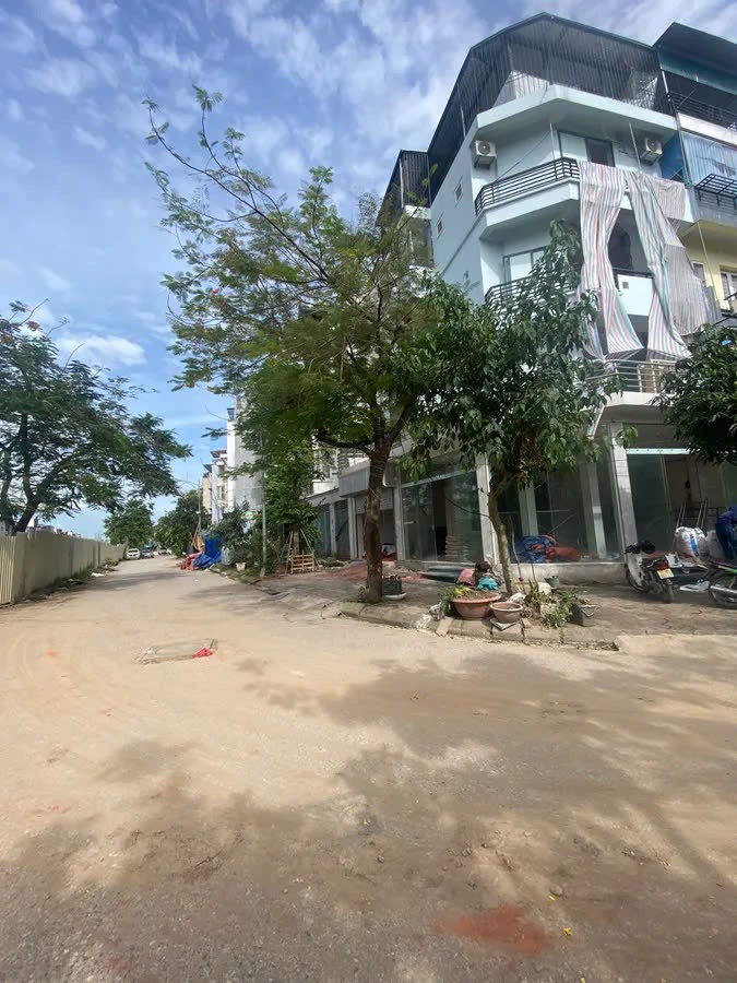 BÁN CĂN GÓC LIỀN KỀ LACASTA VĂN PHÚ – 2 MẶT TIỀN – 76M² – 28 TỶ 4