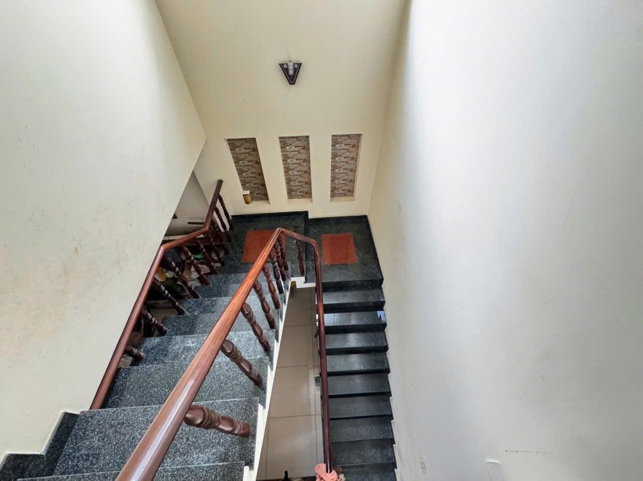 Cần bán Biệt thự Phường Hiệp Phú, Quận 9, Diện tích 317m², Giá 17.5 Tỷ 3
