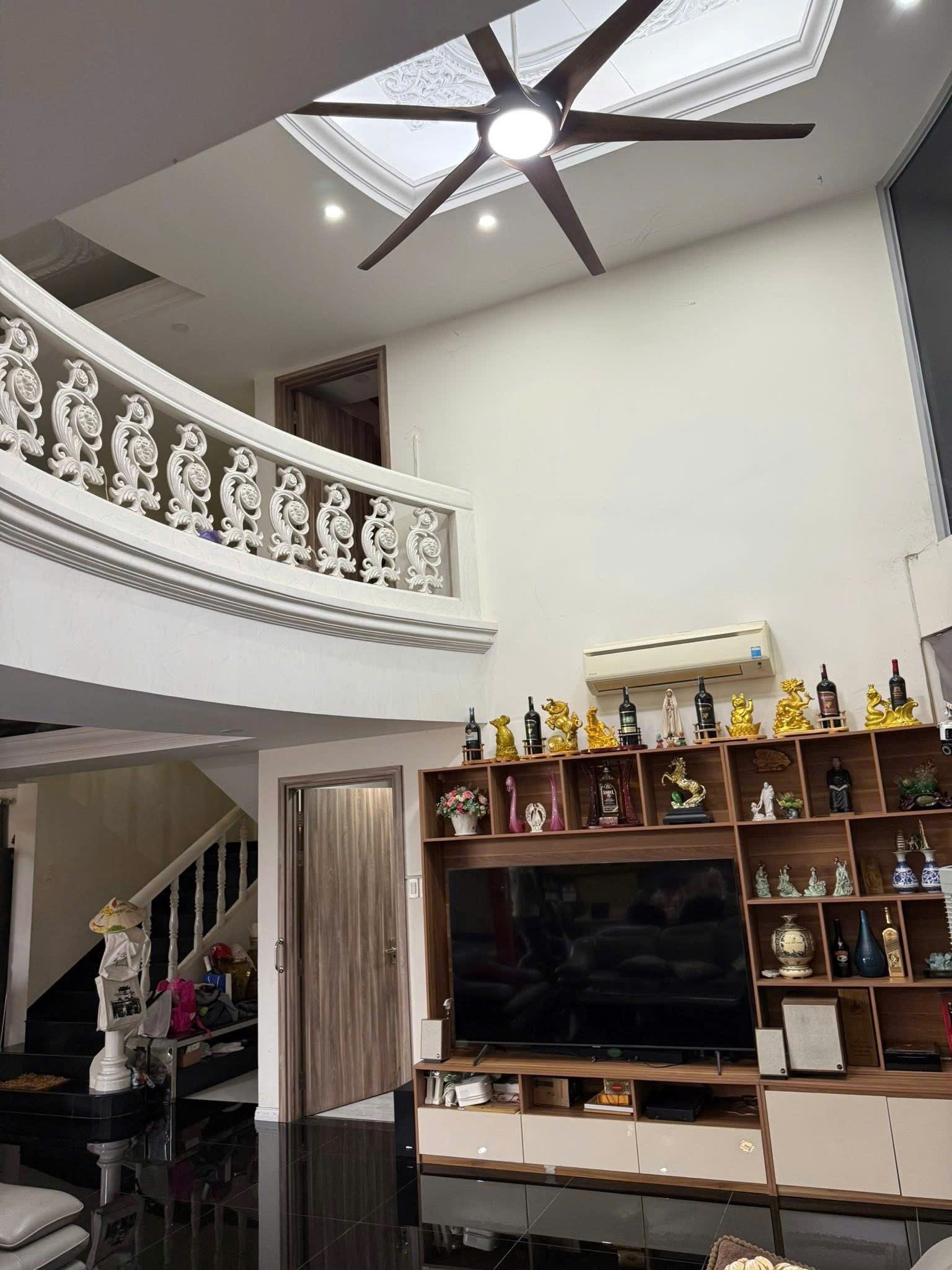 Cần bán Căn hộ chung cư Phường Bình Trưng Tây, Quận 2, Diện tích 400m², Giá 15 Tỷ 2