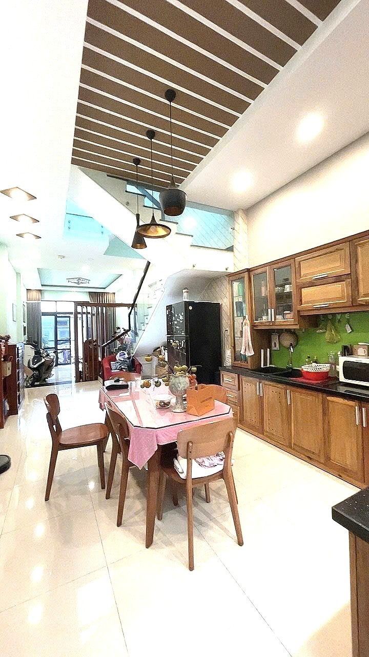 Nhỉnh 6 Tỷ TL!, 78M² 3 Tầng, CHỈ 2 CĂN RA HẺM XE HƠI TRÁNH! Lê Đức Thọ Gò Vấp! 3