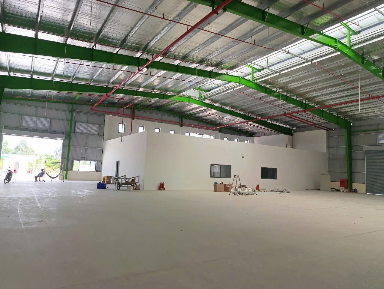 Cho thuê Kho - Nhà xưởng Dĩ An, Bình Dương, Diện tích 2700m², Giá 85 Nghìn/m²/tháng