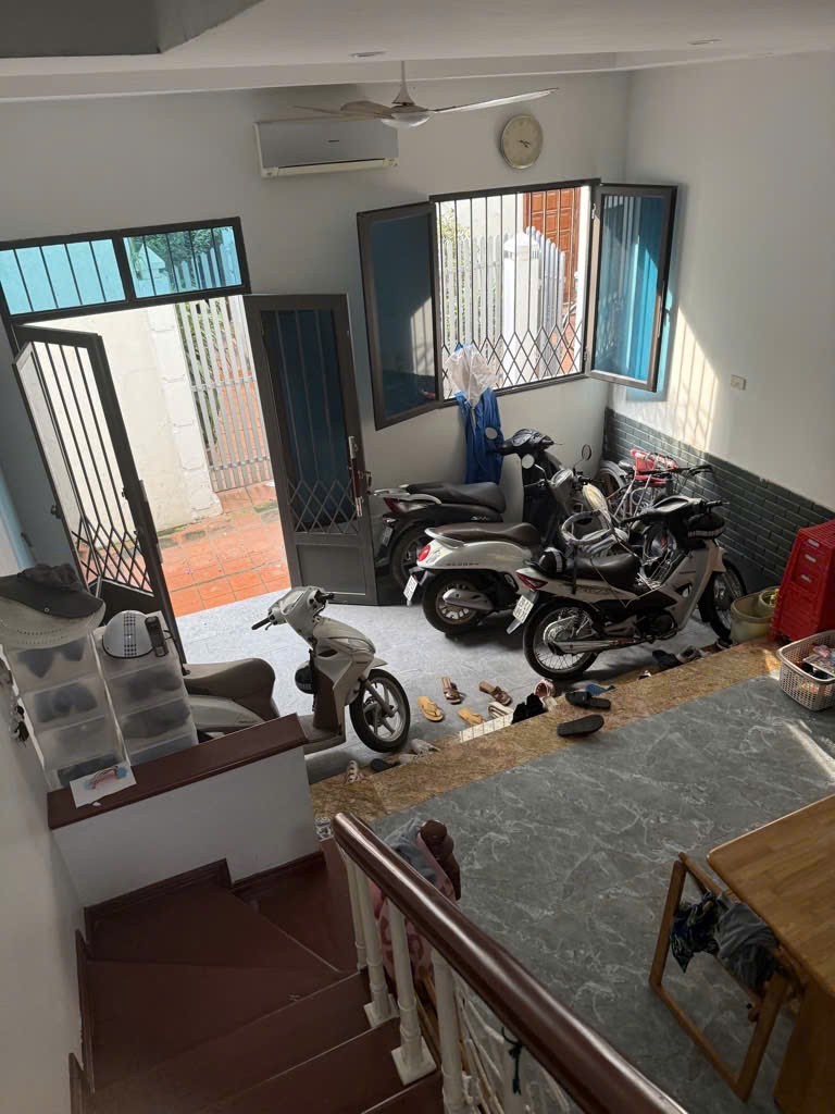 Nhà đẹp Yên Phụ, sát Hồ Tây, 2 thoáng, nhà dân xây chắc chắn, 6 tầng giá nhỉnh 10 tỷ 5