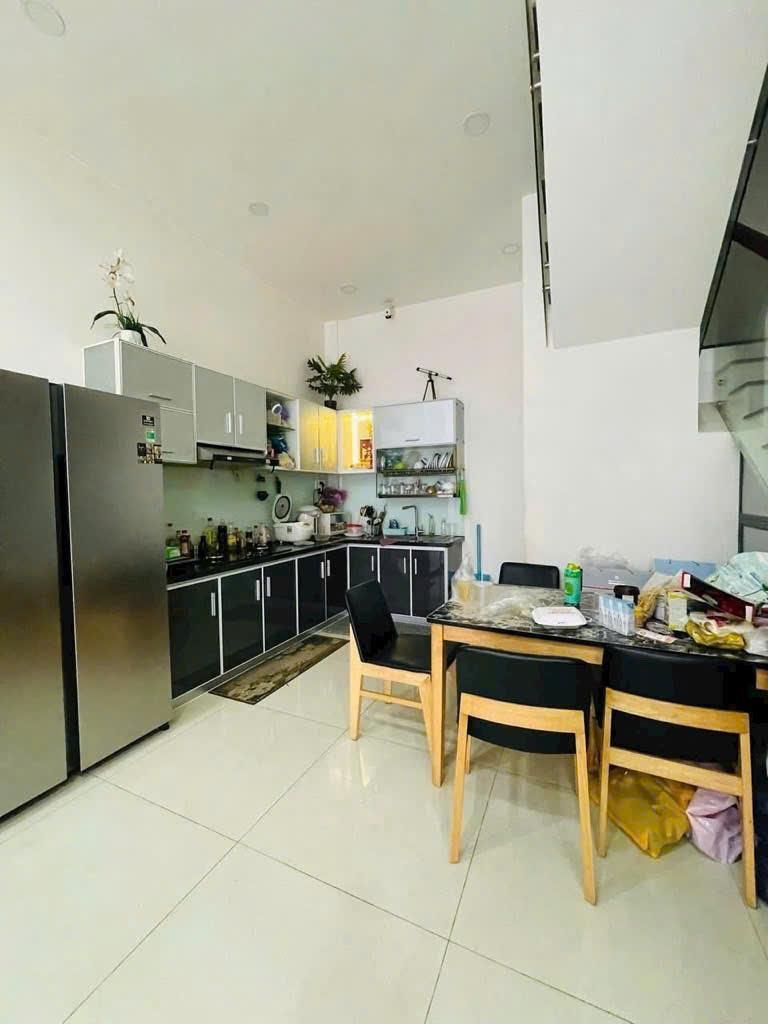 HIẾM - KHU TRẦN TRỌNG CUNG, PHƯỜNG BÌNH THUẬN QUẬN 7 , XE HƠI TỚI NHÀ KHÔNG LỖI - 4 TẦNG - 04 PN - 3