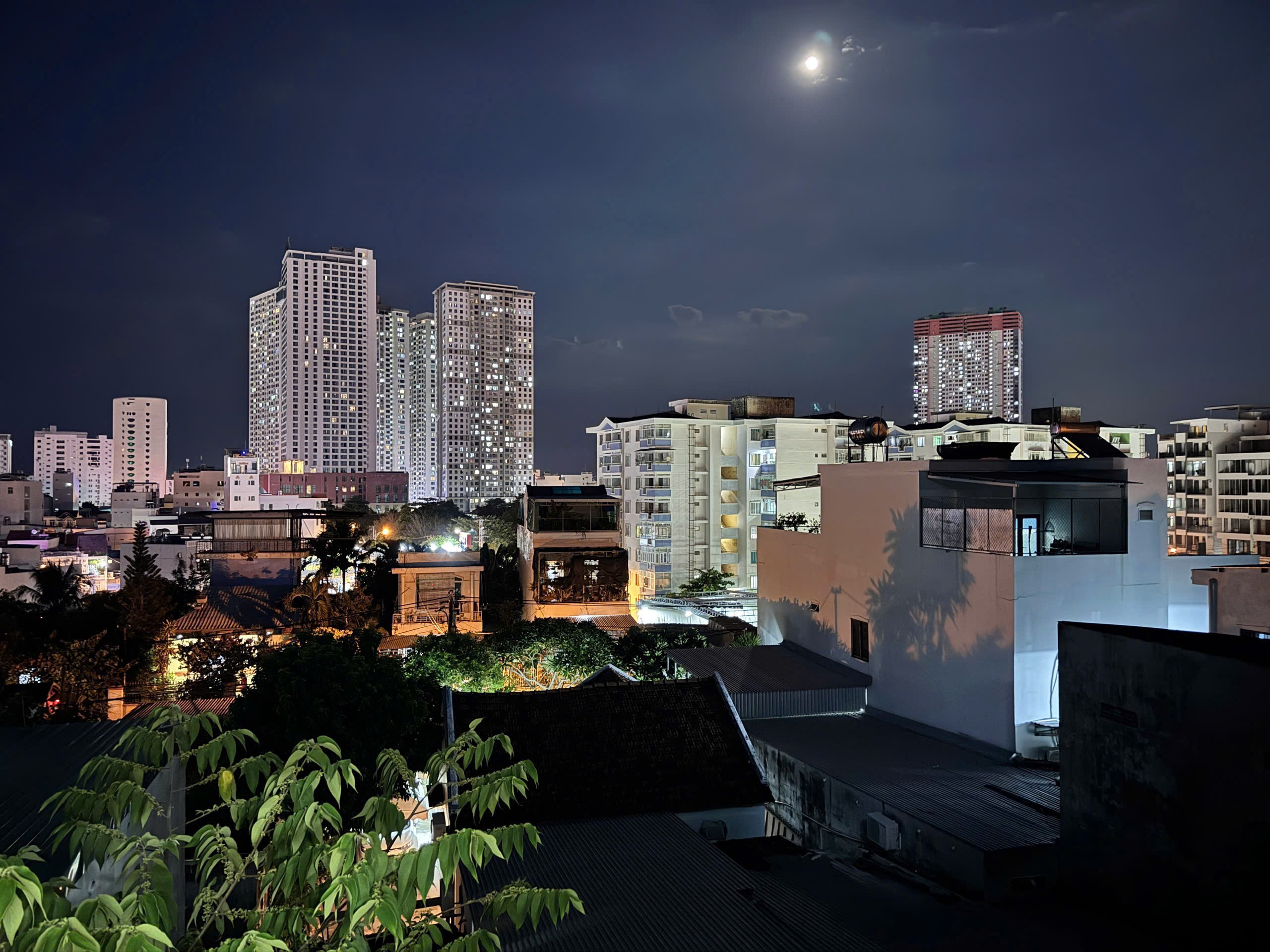 BÁN NHÀ MỚI VIEW TRĂNG VIEW BIỂN ĐÓN GIÓ BIỂN MÁT MẺ MỖI NGÀY. 2