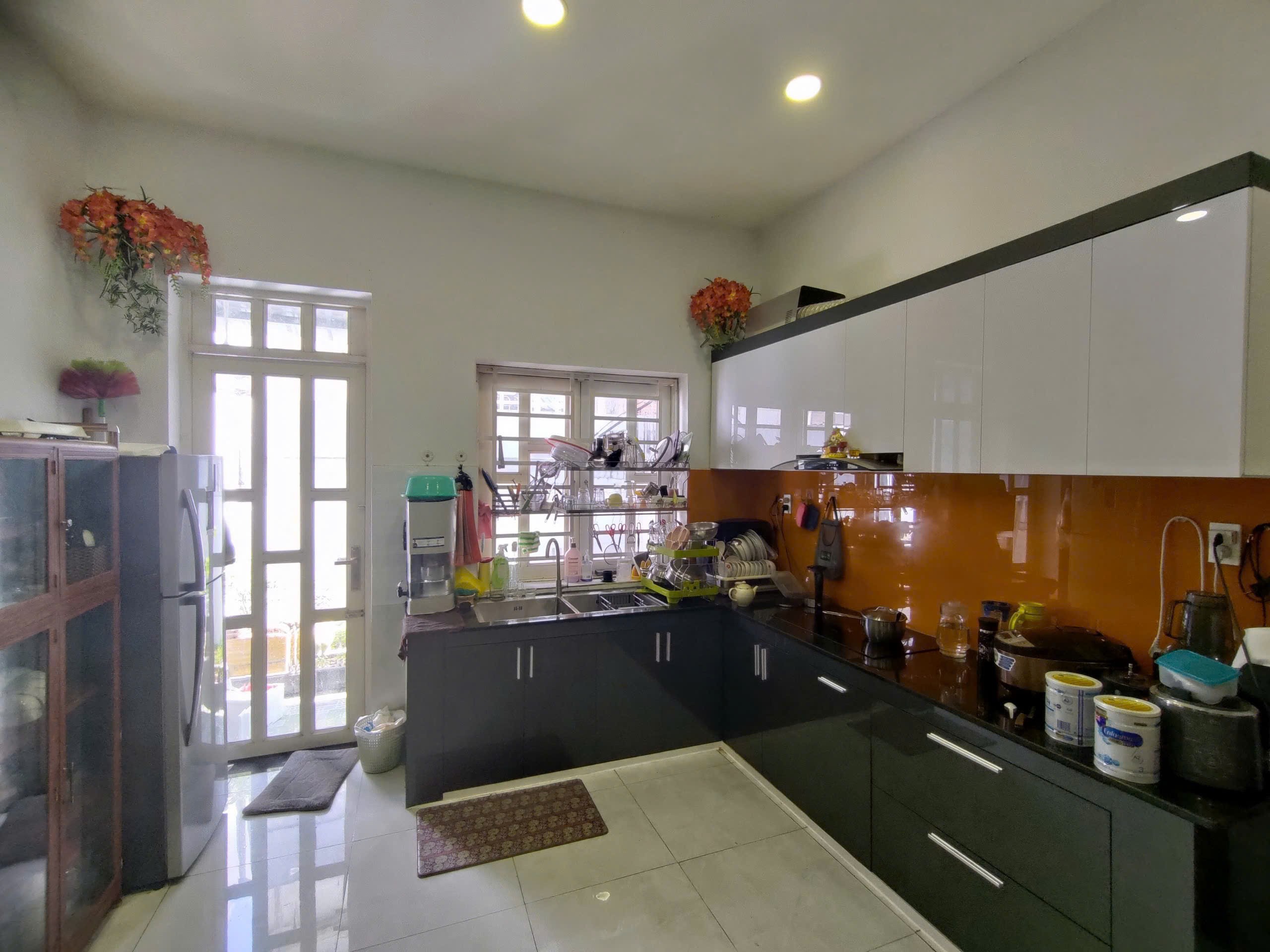 Cần bán Nhà mặt tiền đường 14, Phường Phước Bình, Diện tích 87m², Giá Tốt 3