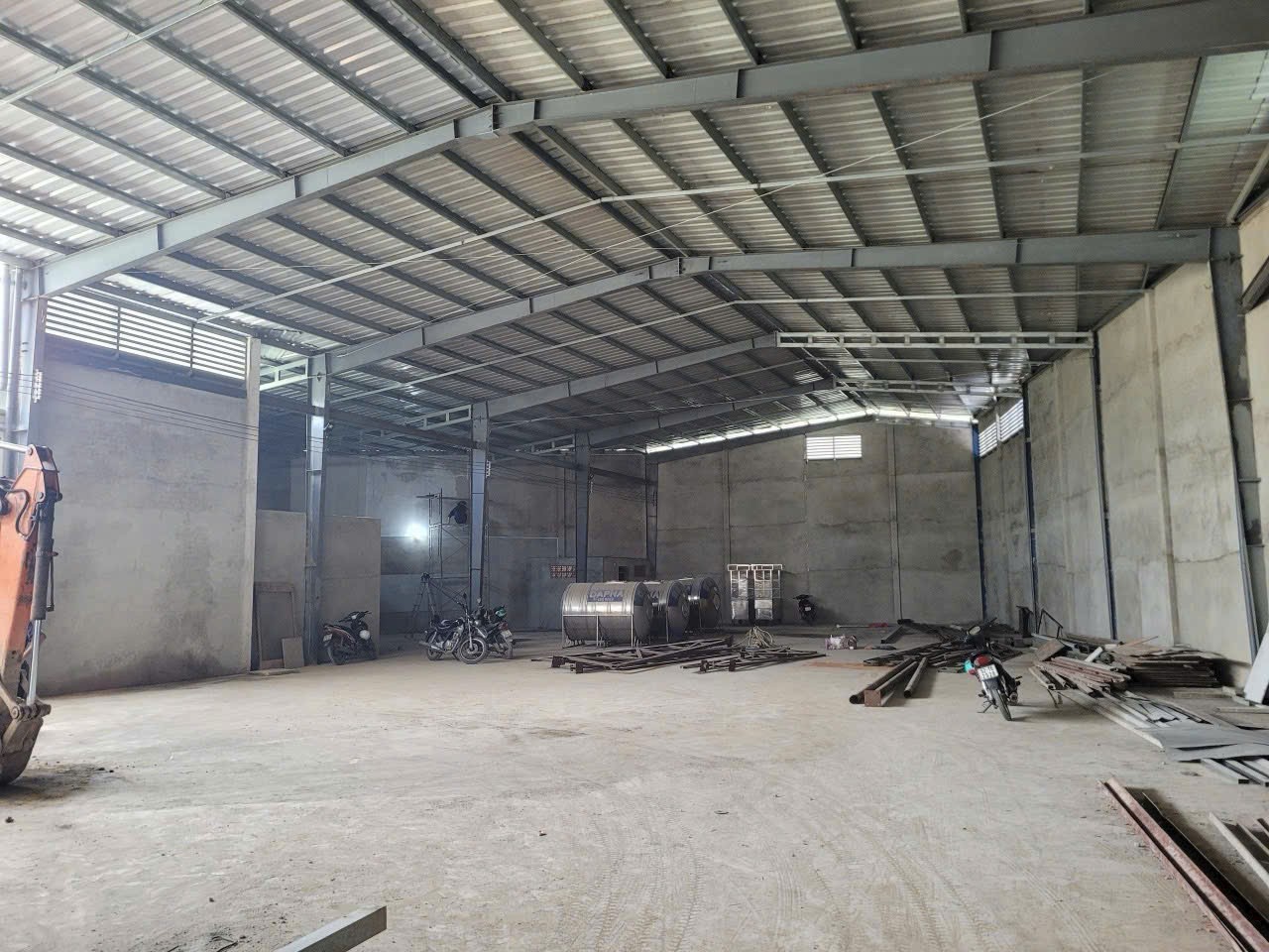 BÁN XƯỞNG MẶT TIỀN QL1A THẠNH XUÂN, Q.12 – THU NHẬP 95TR/THÁNG 2