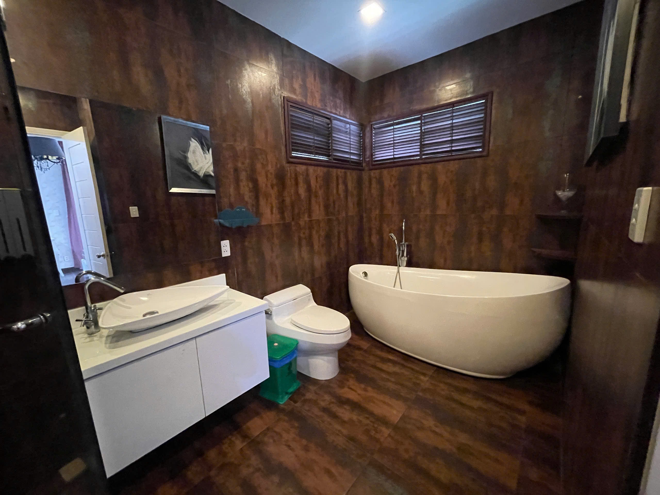 Cho thuê Biệt thự Quận 7, Hồ Chí Minh, Diện tích 345m², Giá 80 Triệu/tháng 14