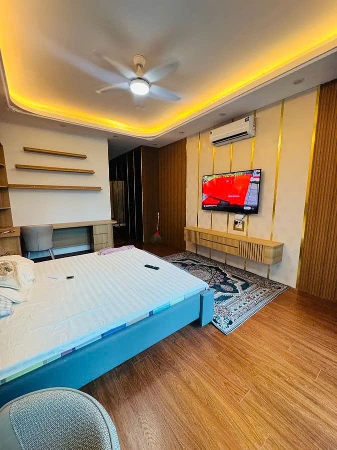 NHÀ MỚI XÂY ĐỘC LẬP 2 THOÁNG Ô TÔ VÀO NHÀ Ngọc Thụy 48m2 X 7 tầng X 13.05 tỷ Long Biên. 2