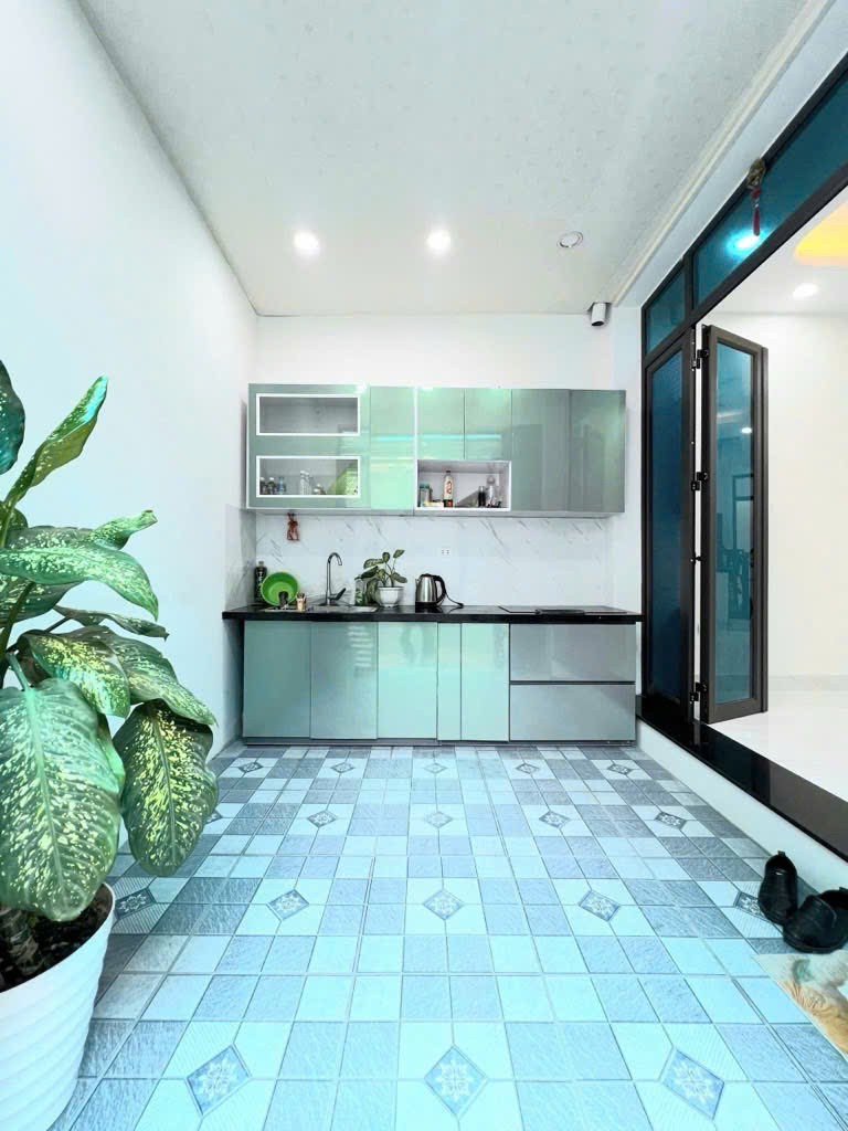 Bán Nhanh Nhà Tân Mai Ô Tô Đỗ Cửa 45m 2 Tầng 3 Ngủ 4.48 Tỷ Sổ Đỏ Riêng 2
