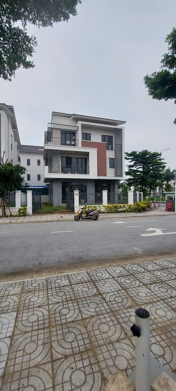 Biệt thự đơn lập ven sông – Độc bản tại Từ Sơn – 480 m² – Giá 72 tỷ