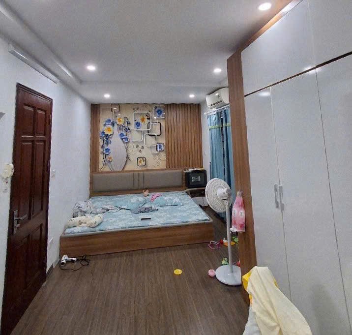 Bánh nhà Khương Đình- Thanh Xuân lô góc, ngõ rộng, mới 36m 5 tầng, 5m mặt tiền 9.4 tỷ 4