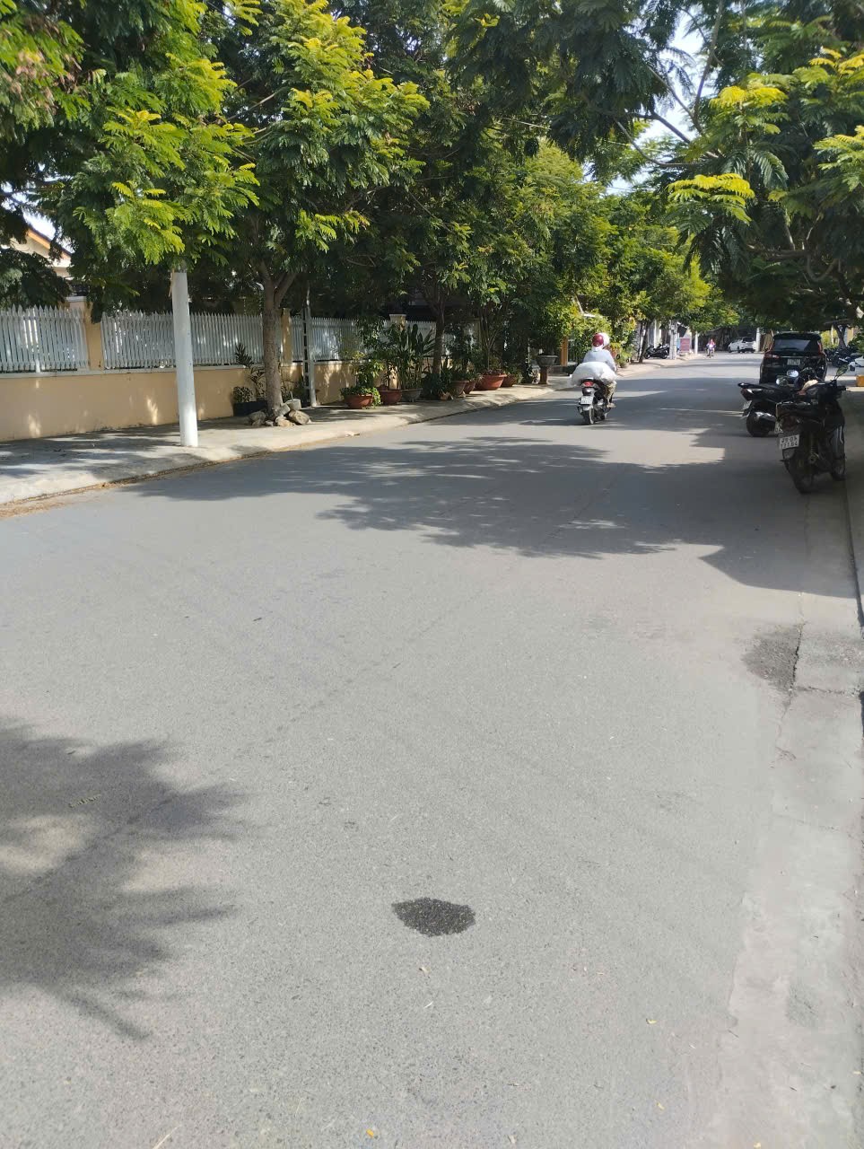 BÁN LÔ ĐẤT HÌNH CHỮ L NỞ HẬU MẶT TIỀN ĐƯỜNG NHỰA 14m TT DIÊN KHÁNH 3