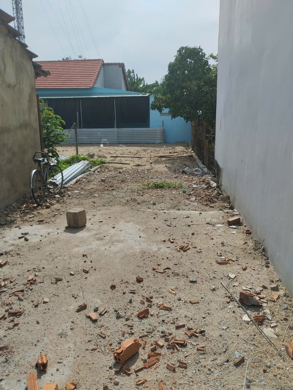 BÁN LÔ ĐẤT HÌNH CHỮ L NỞ HẬU MẶT TIỀN ĐƯỜNG NHỰA 14m TT DIÊN KHÁNH 5