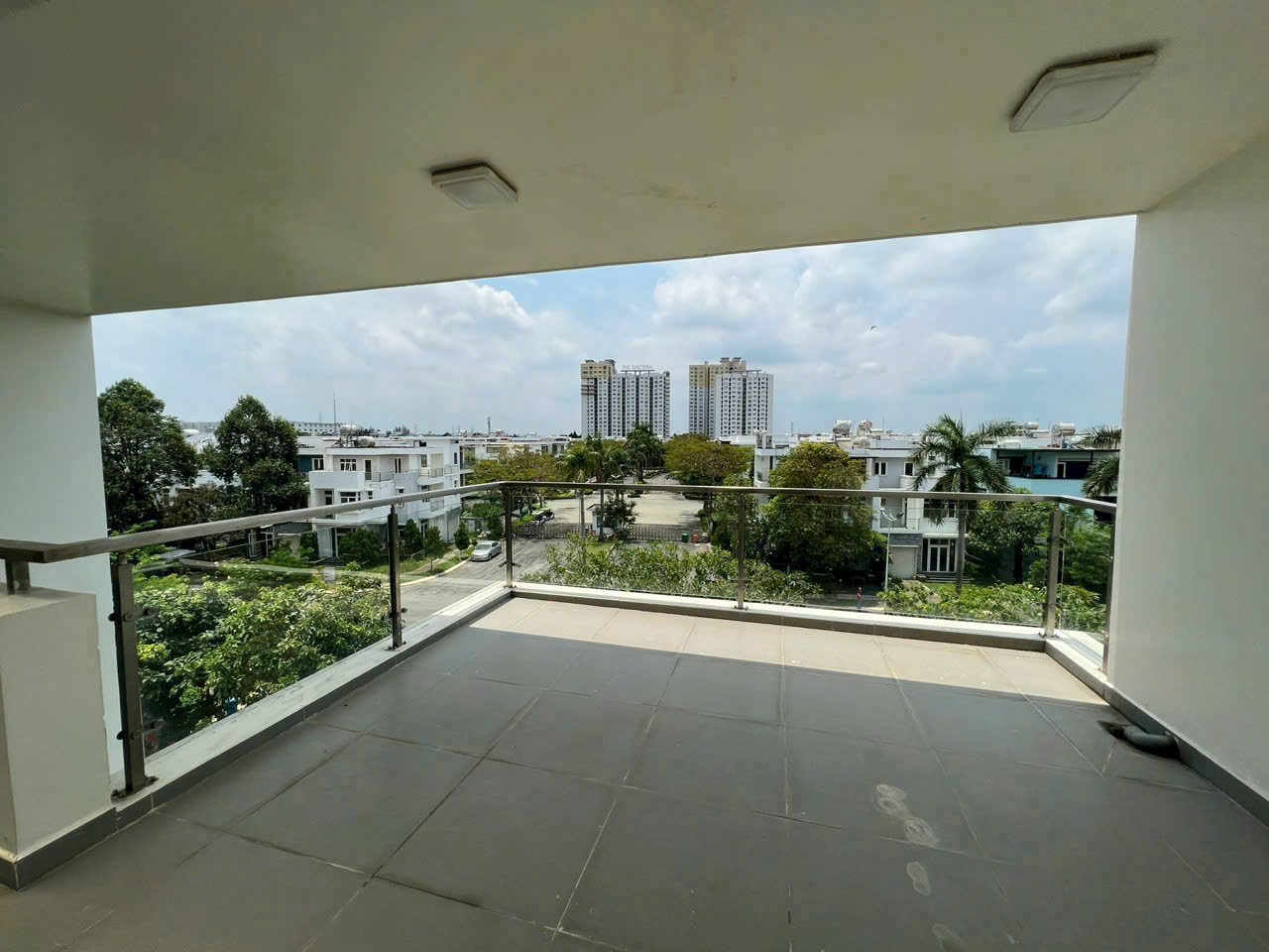 Cần bán Biệt thự Phường Phú Hữu, Quận 9, Diện tích 322m², Giá 41 Tỷ 11