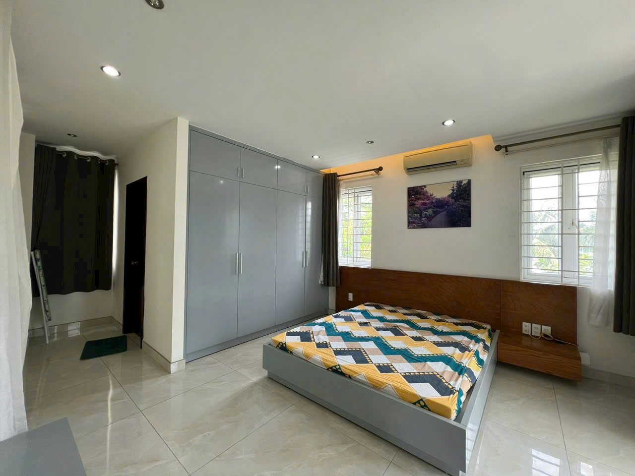 Cần bán Biệt thự Phường Phú Hữu, Quận 9, Diện tích 322m², Giá 41 Tỷ 4