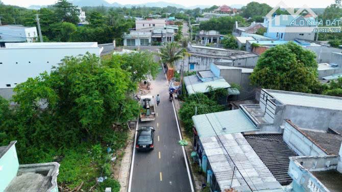 Cần bán Đất đường Quốc Lộ 55, Xã Lộc An, Diện tích 150m², Giá Thương lượng
