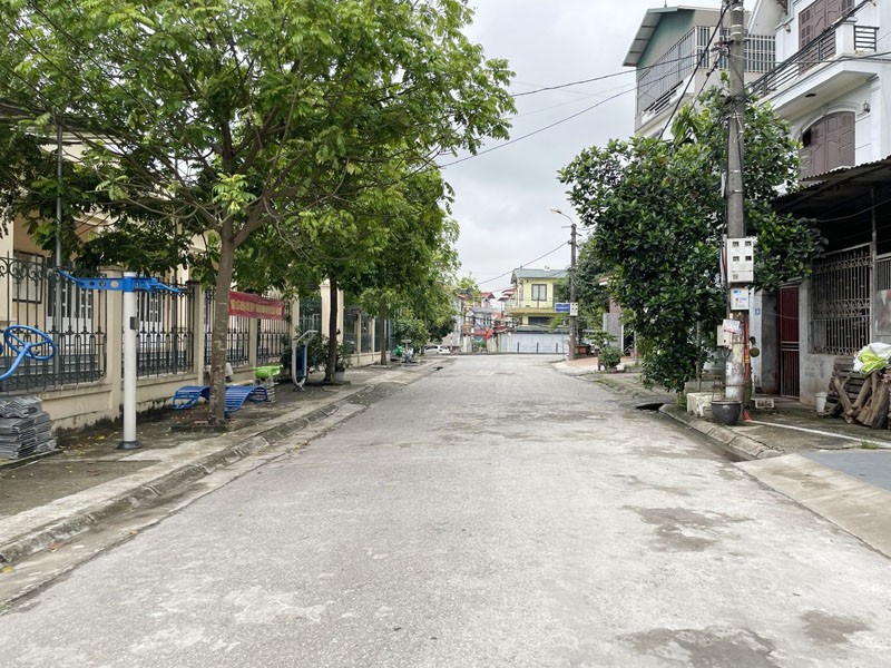 Bán gấp 120m2 đất TĐC Đông Dư, Bát Tràng - Khu dân cư đông đúc, đất cao ráo, giá đầu tư 2