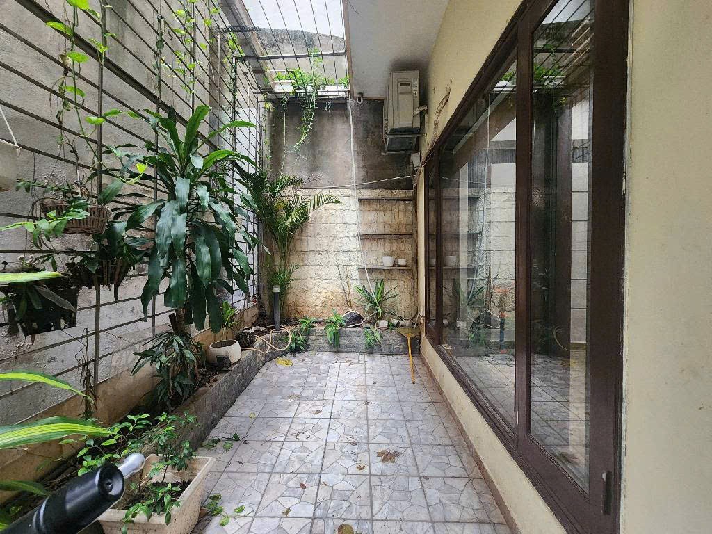 (Hiếm) Nhà phố Tây Hồ- Quảng An, nhà dân xây - phố người nước ngoài ở , 73m2 giá 19 tỷ.