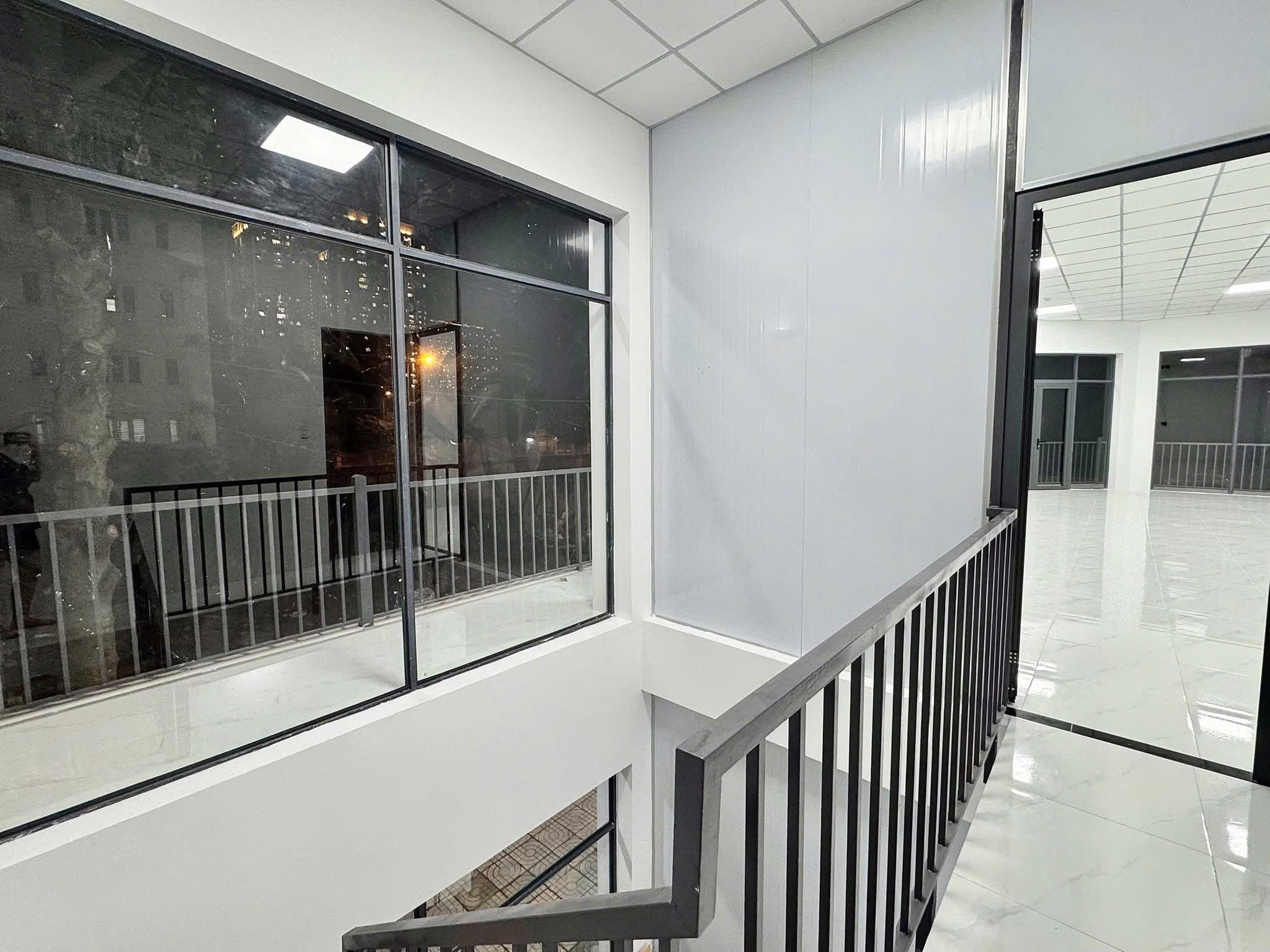 Cho thuê Nhà mặt tiền Phường Thạnh Mỹ Lợi, Quận 2, Diện tích 160m², Giá 060 Triệu/tháng 4