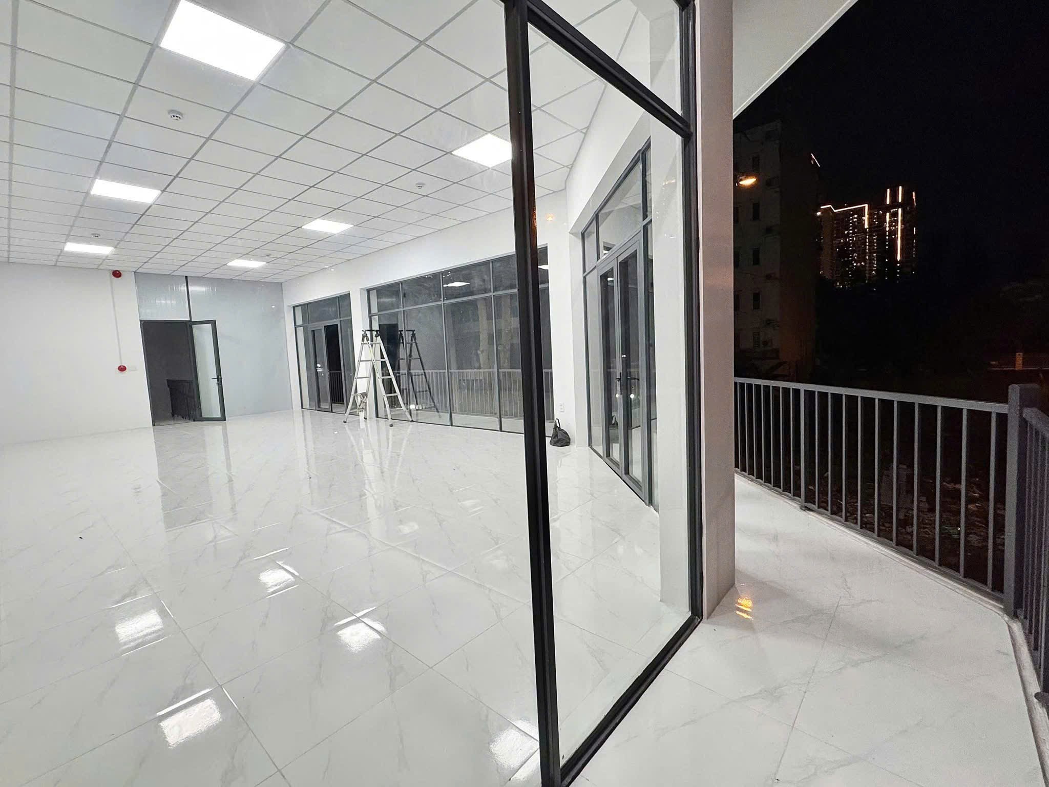 Cho thuê Nhà mặt tiền Phường Thạnh Mỹ Lợi, Quận 2, Diện tích 160m², Giá 060 Triệu/tháng 6