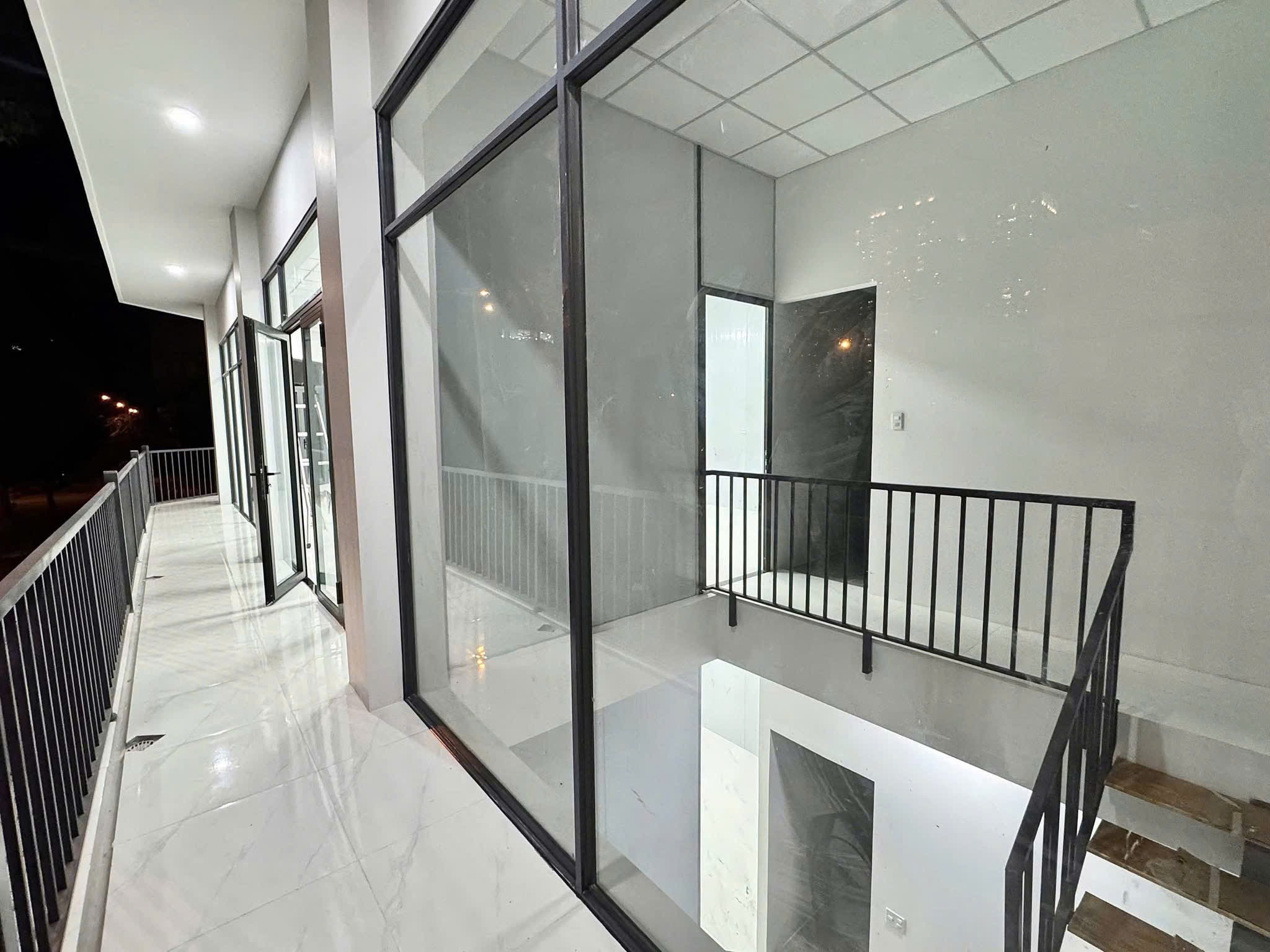 Cho thuê Nhà mặt tiền Phường Thạnh Mỹ Lợi, Quận 2, Diện tích 160m², Giá 060 Triệu/tháng 9