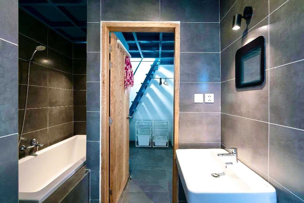 6 Tỷ hơn: 5m ngang siêu độc 5 Tầng Full nội thất có dòng tiền- Tô Hiến Thành Quận 10.VŨ 09339910039 2
