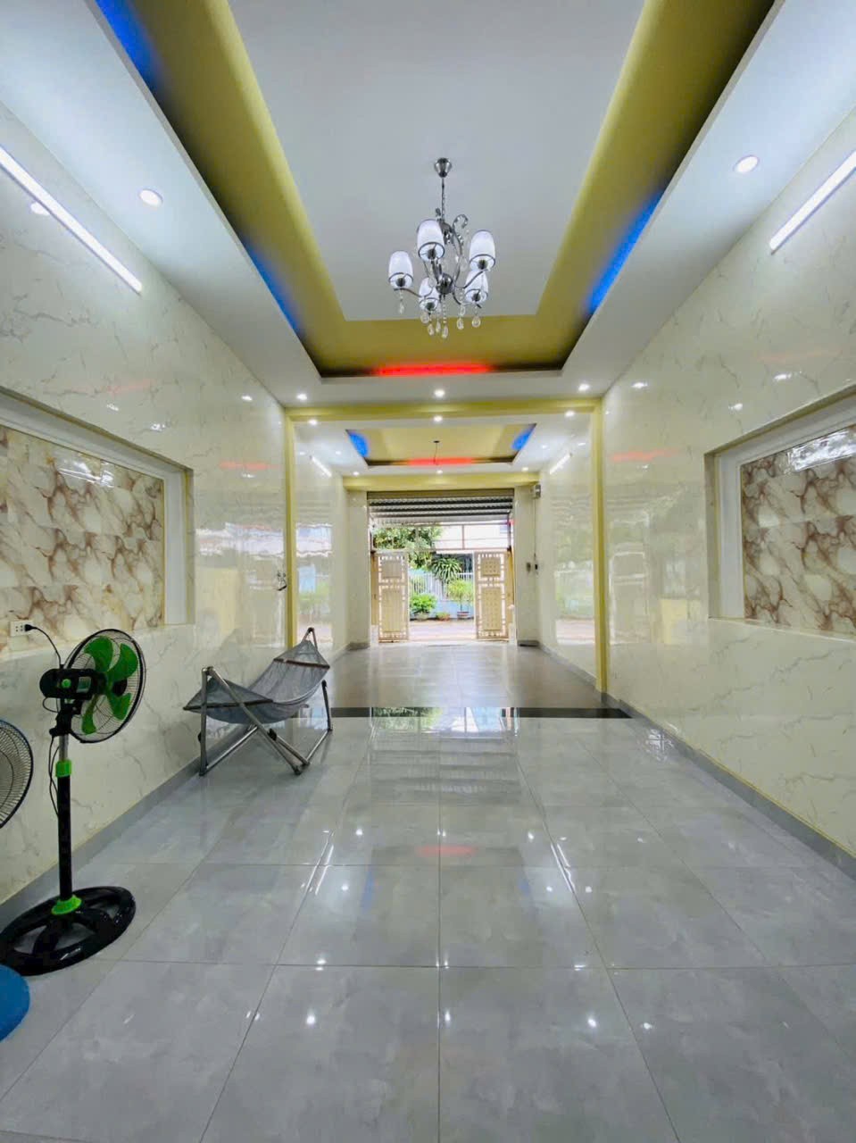 Nhà hẻm tỉnh lộ 8, thị trấn Củ Chi dt 105m2 1 lầu 3pn 2wc giá 4,5 tỷ 2