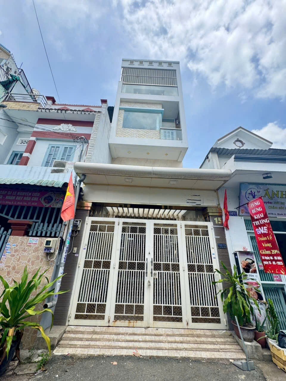 Nhà hẻm 752 Hương Lộ 2 dt 50m2 3 lầu 4pn 3wc giá 5,38 tỷ