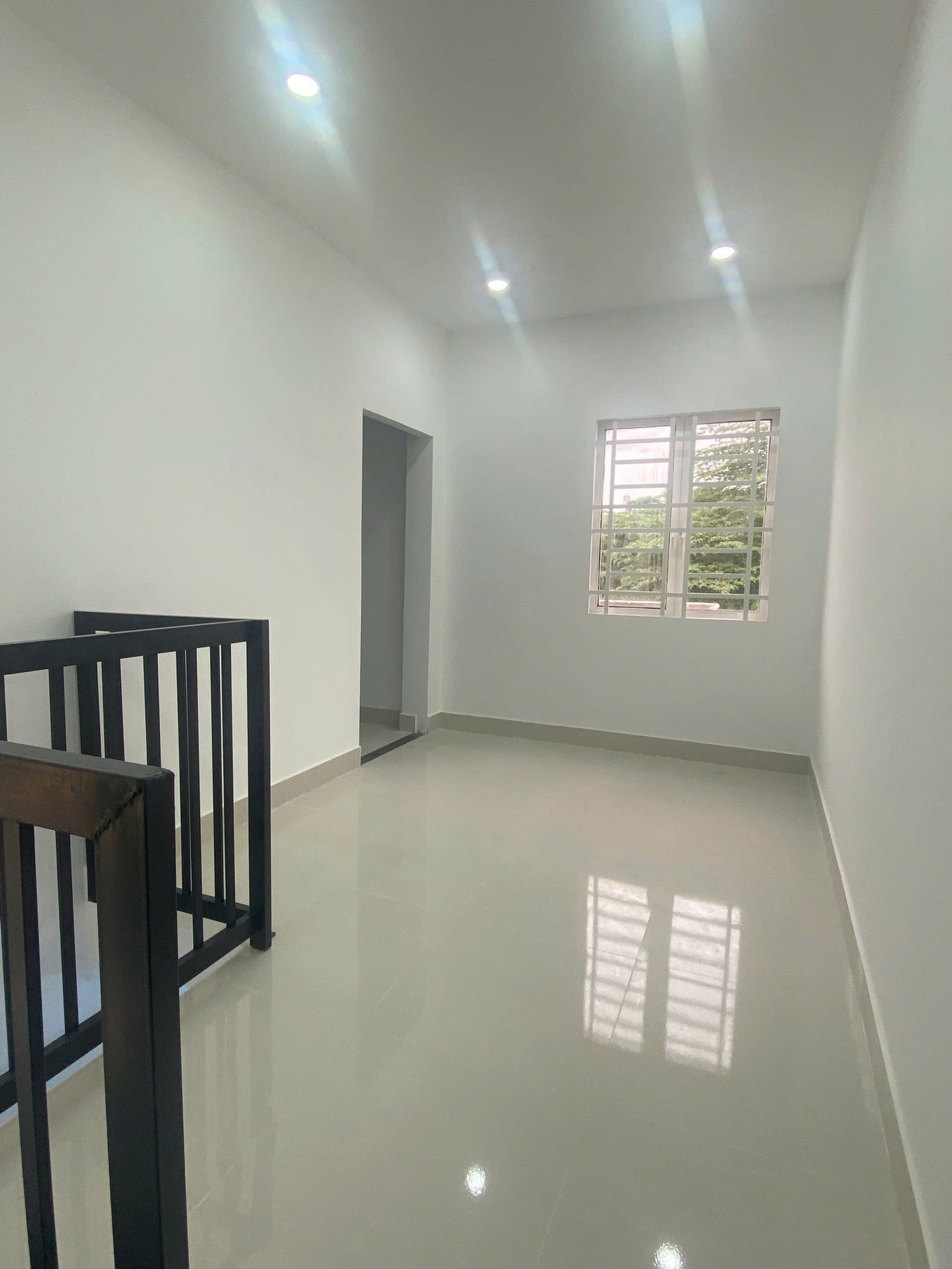 Cần bán Nhà mặt tiền đường Cầu Xây 2, Phường Tân Phú, Diện tích 70m², Giá Thương lượng 4