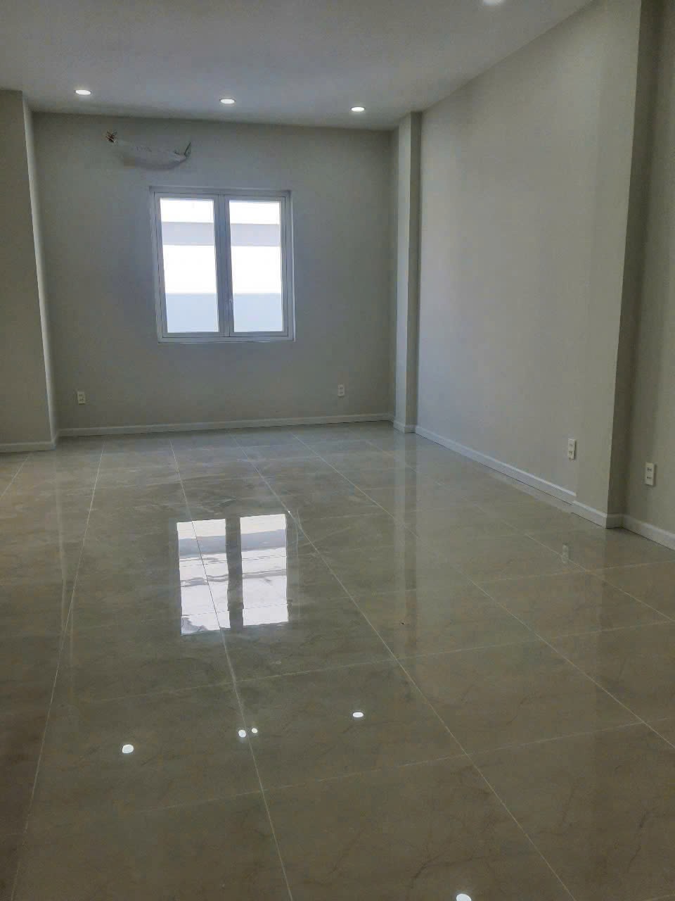 Cho thuê Nhà mặt tiền Phường Cát Lái, Quận 2, Diện tích 75m², Giá 25 Triệu/tháng 8