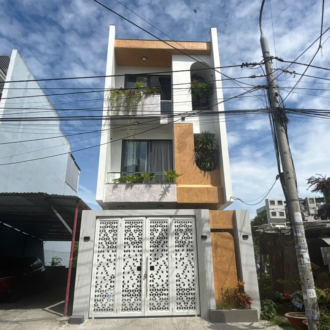 CHỦ DỜI CÔNG TÁC VỀ TPHCM NÊN CẦN BÁN NHANH NHÀ PHÚ THẠNH 10 ,LIÊN CHIỂU,ĐÀ  NẴNG 3