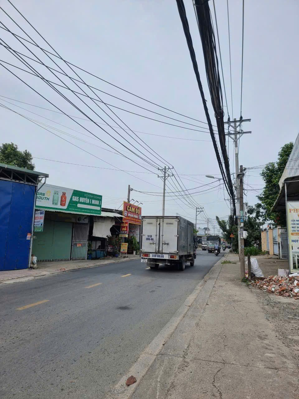 BÁN LÔ ĐẤT MT DƯƠNG CÔNG KHI – XTT, HÓC MÔN – NGAY NGÃ TƯ PHAN VĂN HỚN 3