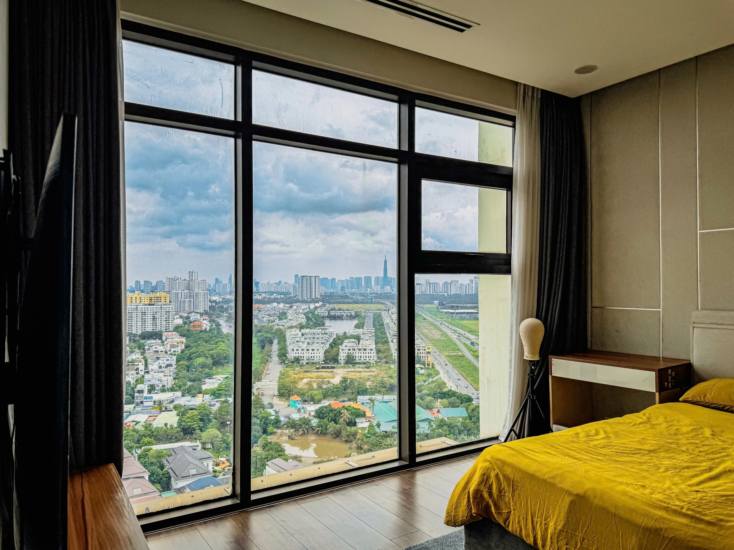 Cho thuê Căn hộ chung cư Quận 9, Hồ Chí Minh, Diện tích 243m², Giá Thương lượng 7